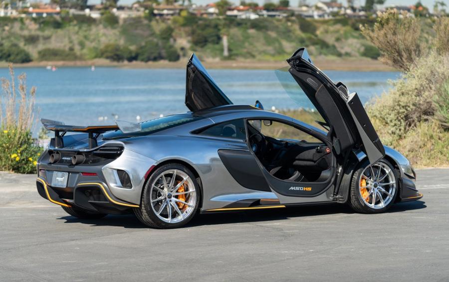  McLaren 675LT MSO HS 2016 года  (фото 8 из 19)